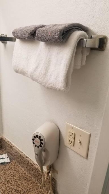 Osu Queen Hotel Room 118 Booking Stillwater Εξωτερικό φωτογραφία